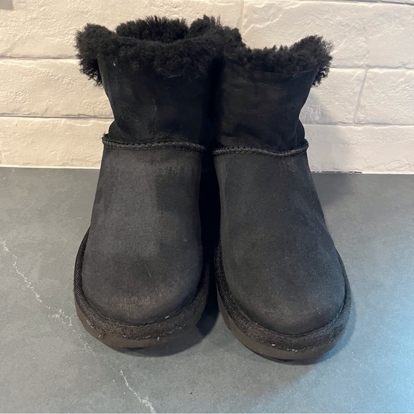 UGG sz 5 mini Bailey bow black suede bow tie boots - Picture 3 of 15